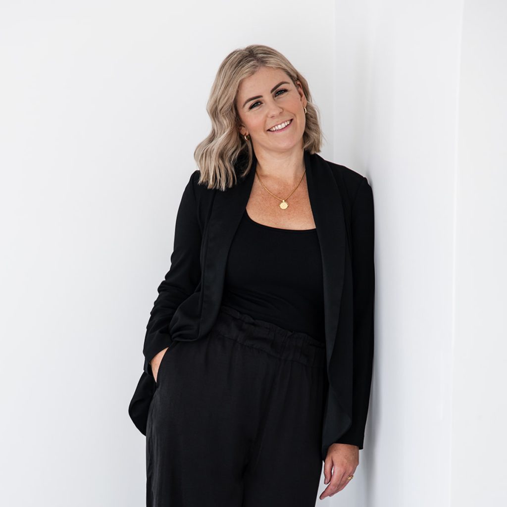Jenna Baylis - Project Monday Founder | Beauty Business Consultant